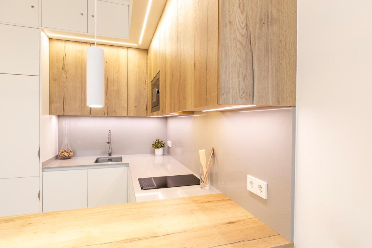 Sylvia 1M - Precioso Apartamento En Primera Linea De Mar - Centrico - Playa - Wifi Empuriabrava Ngoại thất bức ảnh