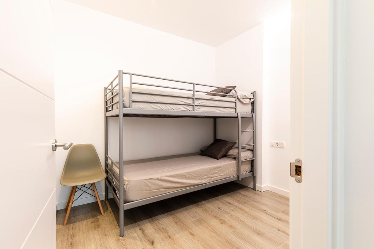 Sylvia 1M - Precioso Apartamento En Primera Linea De Mar - Centrico - Playa - Wifi Empuriabrava Ngoại thất bức ảnh